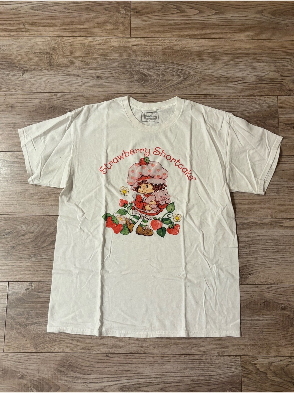 Strawberry Shortcake Vintage Style Graphic Tee – L